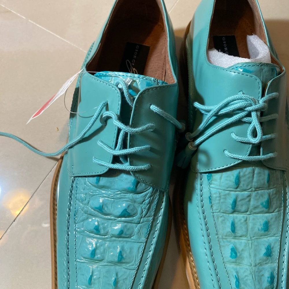Turquoise dress shoes